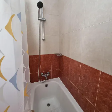 Ancient - Cozy Place Next To The Sea, Marina, Historical Sites, Buses, Mall, And Market Paphos