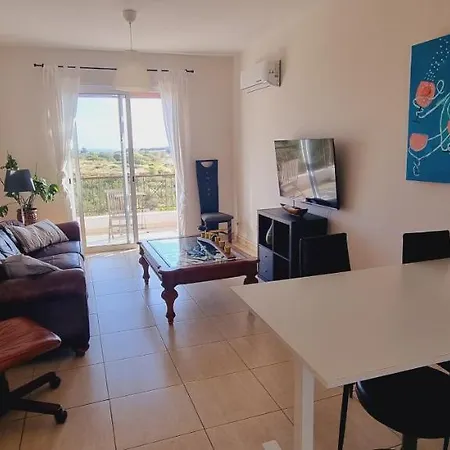 Ancient - Cozy Place Next To The Sea, Marina, Historical Sites, Buses, Mall, And Market דירה פאפוס