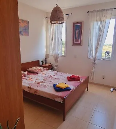 Ancient - Cozy Place Next To The Sea, Marina, Historical Sites, Buses, Mall, And Market Paphos