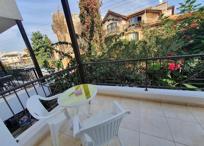 Ancient - Cozy Place Next To The Sea, Marina, Historical Sites, Buses, Mall, And Market Appartement *