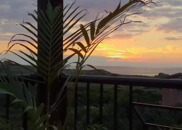 Appartement Ancient - Cozy Place Next To The Sea, Marina, Historical Sites, Buses, Mall, And Market *