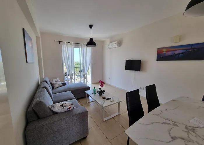 Ancient - Cozy Place Next To The Sea, Marina, Historical Sites, Buses, Mall, And Market