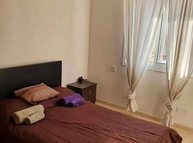 Ancient - Cozy Place Next To The Sea, Marina, Historical Sites, Buses, Mall, And Market * Paphos