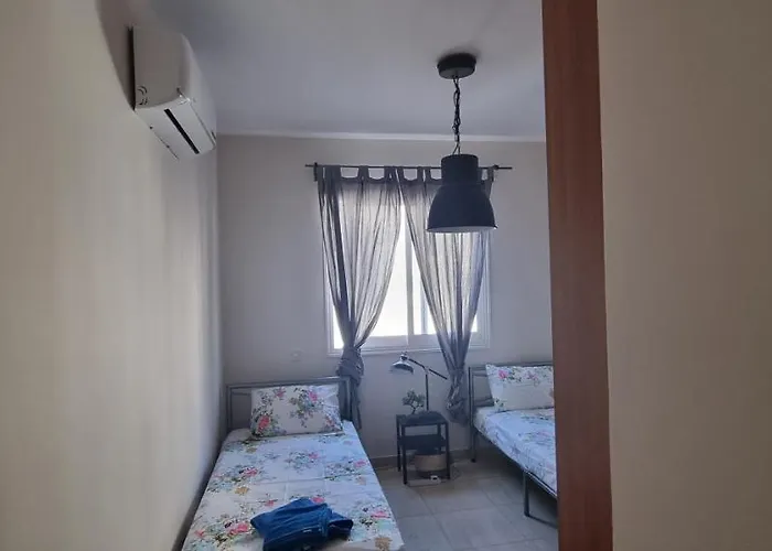 Appartement Ancient - Cozy Place Next To The Sea, Marina, Historical Sites, Buses, Mall, And Market *