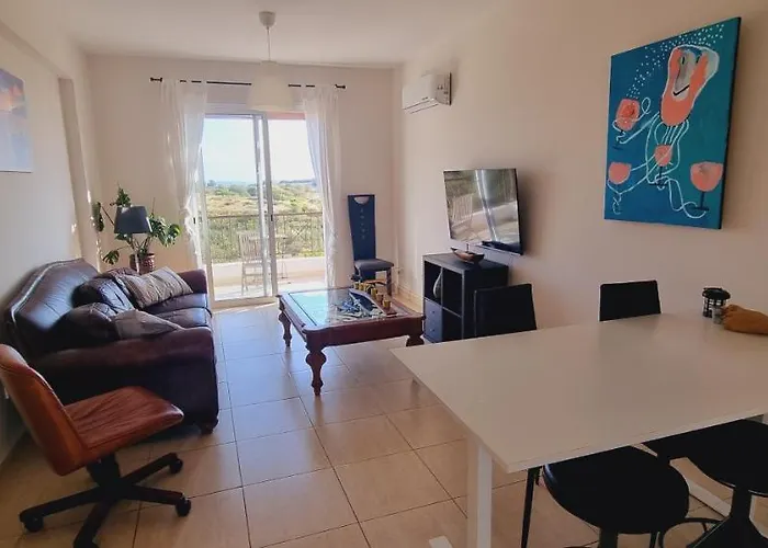 Ancient - Cozy Place Next To The Sea, Marina, Historical Sites, Buses, Mall, And Market Appartement Paphos