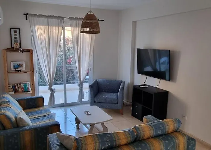 Appartement Ancient - Cozy Place Next To The Sea, Marina, Historical Sites, Buses, Mall, And Market *