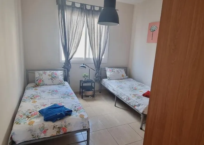 Ancient - Cozy Place Next To The Sea, Marina, Historical Sites, Buses, Mall, And Market Appartement *