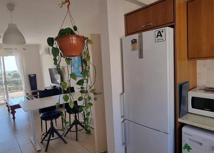 Appartement Ancient - Cozy Place Next To The Sea, Marina, Historical Sites, Buses, Mall, And Market Paphos