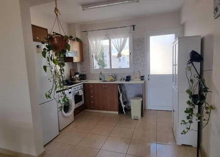 Ancient - Cozy Place Next To The Sea, Marina, Historical Sites, Buses, Mall, And Market Paphos