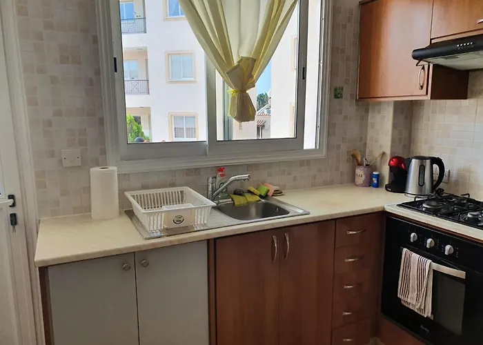 Appartement Ancient - Cozy Place Next To The Sea, Marina, Historical Sites, Buses, Mall, And Market *