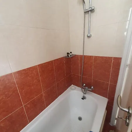 Ancient - Cozy Place Next To The Sea, Marina, Historical Sites, Buses, Mall, And Market *