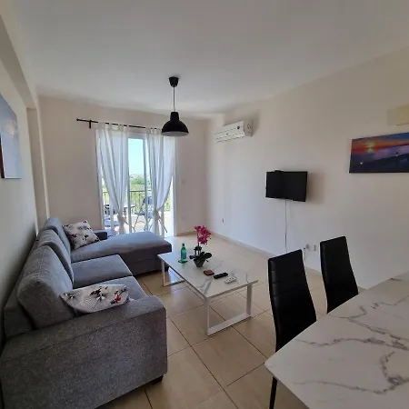 Ancient - Cozy Place Next To The Sea, Marina, Historical Sites, Buses, Mall, And Market