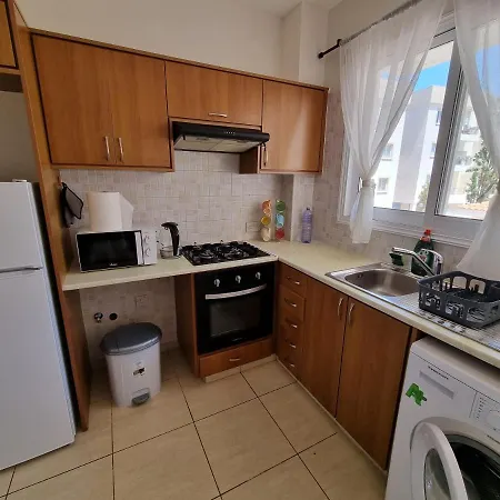 Ancient - Cozy Place Next To The Sea, Marina, Historical Sites, Buses, Mall, And Market * Paphos