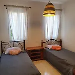 Ancient - Cozy Place Next To The Sea, Marina, Historical Sites, Buses, Mall, And Market * פאפוס