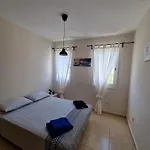דירה Ancient - Cozy Place Next To The Sea, Marina, Historical Sites, Buses, Mall, And Market *