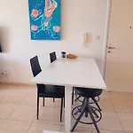 דירה Ancient - Cozy Place Next To The Sea, Marina, Historical Sites, Buses, Mall, And Market פאפוס